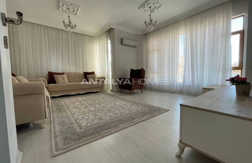 Bedroomed Flat Close To The Sea In Muratpasa Antalya