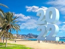 هل هذا الوقت المناسب لشراء العقارات في إسبانيا 2022؟