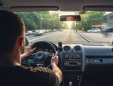 ما تحتاج لمعرفته لقيادة السيارة في إسبانيا