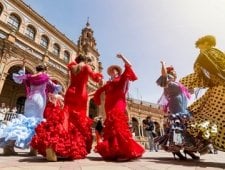 Why Is Spain the Most Popular Holiday Destination?