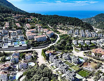 محیط امن فتحیه: خدمات آموزشی و مراقبتهای بهداشتی