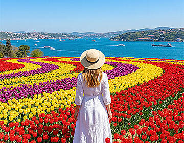 Enjoy Spring Colors at the International Istanbul Tulip Festival