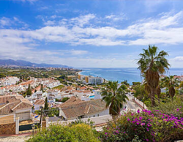 Costa Del Sol: A Top Luxury Destination for Foreigners
