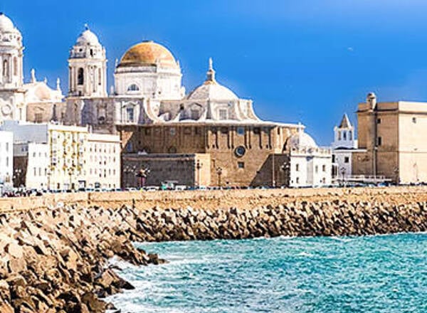 Coastal Living in Cádiz: Embrace the Andalusian Charm