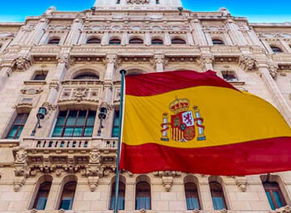 What Are the Ways to Get Permanent Residence Permit in Spain?