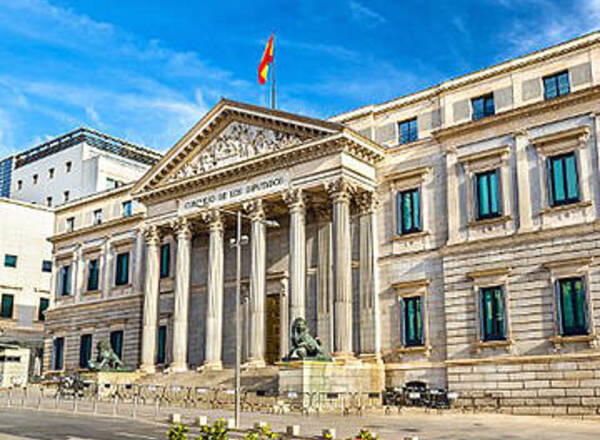 İspanya Emlak Yasasında Yeni Düzenlemeler Geliştirildi
