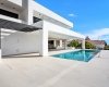 Benalmádena'da Modern Tasarımlı Özel Yüzme Havuzlu Ev 6