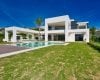 Deluxe Villa Within a Prestigious Urbanization in Benahavis 4