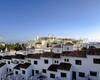 Golfside Houses in a Sought-after Neighborhood in Estepona 2