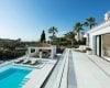 Stunning Detached Villa in a Golf Resorts Area in Marbella 7