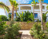 Stylish Townhouses with Private Pools and Gardens in Estepona 3