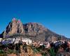 Calpe'de Modern Tasarımlı ve Merkezi Konumlu Şık Evler 18