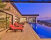 Modernly Designed Villas with Panoramic Sea and Forest View 18