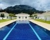 Villa Mit Bergblick In Einem Projekt Mit Schwimmbad In Kemer 2