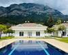 Villa Mit Bergblick In Einem Projekt Mit Schwimmbad In Kemer 1