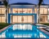 Turnkey Villa 100 Meters to the Beach in Estepona Malaga 16