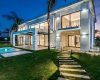 Turnkey Villa 100 Meters to the Beach in Estepona Malaga 19