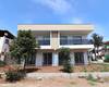 Mersin'de Geniş Teras Alanına Sahip Site İçinde İkiz Villa