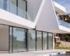 Moraira’da Panoramik Deniz Manzaralı Modern Villa