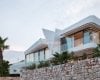 Moraira’da Panoramik Deniz Manzaralı Modern Villa