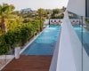 Moraira’da Panoramik Deniz Manzaralı Modern Villa