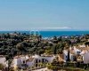 Benahavis'de Panoramik Deniz Manzaralı Teraslı Daireler 3