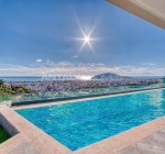 فلل فاخرة مطلة على البحر في الانيا