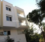 Centrally Located Building in Belek with a Store and 4 Flats