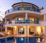 Kalkan'da Kısa Dönem Kiralamaya Uygun, Deniz Manzaralı Ev