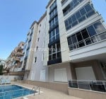 Alanya'da Plaja 500 M Mesafede Şık Tasarımlı Daire