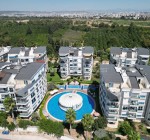 Antalya Konyaaltı’nda Havuz Manzaralı Eşyalı 2+1 Daire