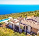 Antalya Kaş'ta Sonsuzluk Havuzlu ve Eşsiz Deniz Manzaralı Villa