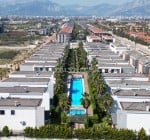 فيلا مع مسبح مشترك بالقرب من الجامعة في دوشميالتي، أنطاليا