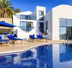 Beachfront 2-bedroom Villa with Private Pool in Kaş Kalkan