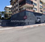 3 Boutiques Près D'un Centre Commercial À Antalya Muratpaşa