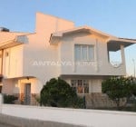 Antalya Kadriye'de Özel Bahçeli Satılık İkiz Villa