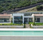 Bodrum Yalıkavak'ta Deniz Manzaralı Bahçeli Malikane