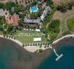 Marmaris'te Özel Plajlı ve 30 Odalı Denize Sıfır Butik Otel