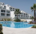 شقة دوبلكس مطلة على البحر مع حديقة في ميلاس، موغلا