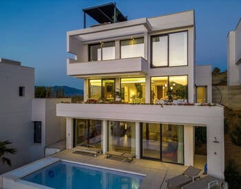 Nieuwgebouwde Villa's Nabij Voorzieningen In Mijas 1
