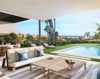 Marbella Townhouses in 5-star Complex with Privileged Facilities 1