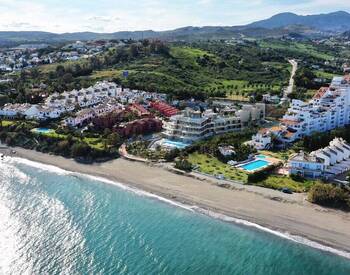 Estepona'nın Avantajlı Konumunda Lüks Dizaynlı Daireler 3