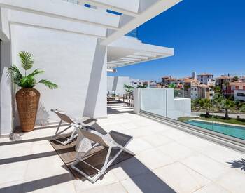 Well-located Exclusive Design Apartments in Estepona 1