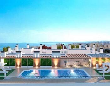 Estepona’da Modern Tasarımlı Merkezi Konumda Daireler 2