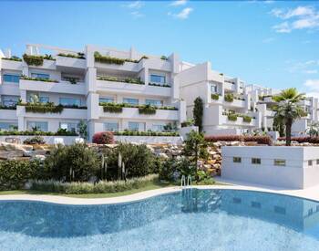 Golf Side Sea View Apartments in Estepona 1