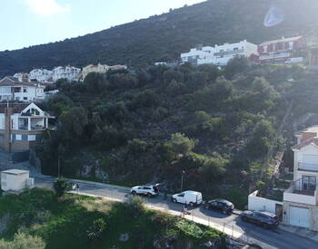 Large Land in a Fantastic Residential and Modern Area in Malaga 1