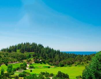 Mijas'ta Şık Tasarımlı Özel Bahçeli ve Havuzlu İkiz Villalar 3