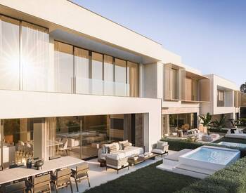 Mijas'da Doğa ve Golf Manzaralı Yarı Müstakil Villalar 3