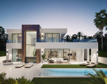 Изысканная недвижимость с видом на море в Нерха Малага 3