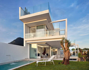 Villas Avec Vue Sur La Mer Dans Un Emplacement De Choix À Marbella 1